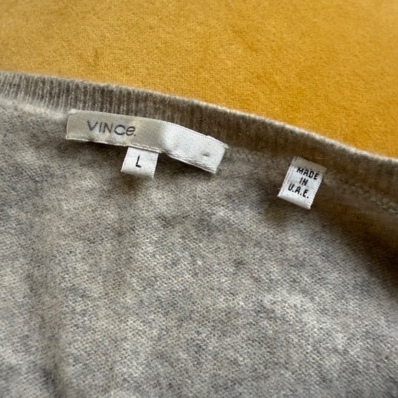 Vince heather grey chashmere V Neck - Picture 5 of 5